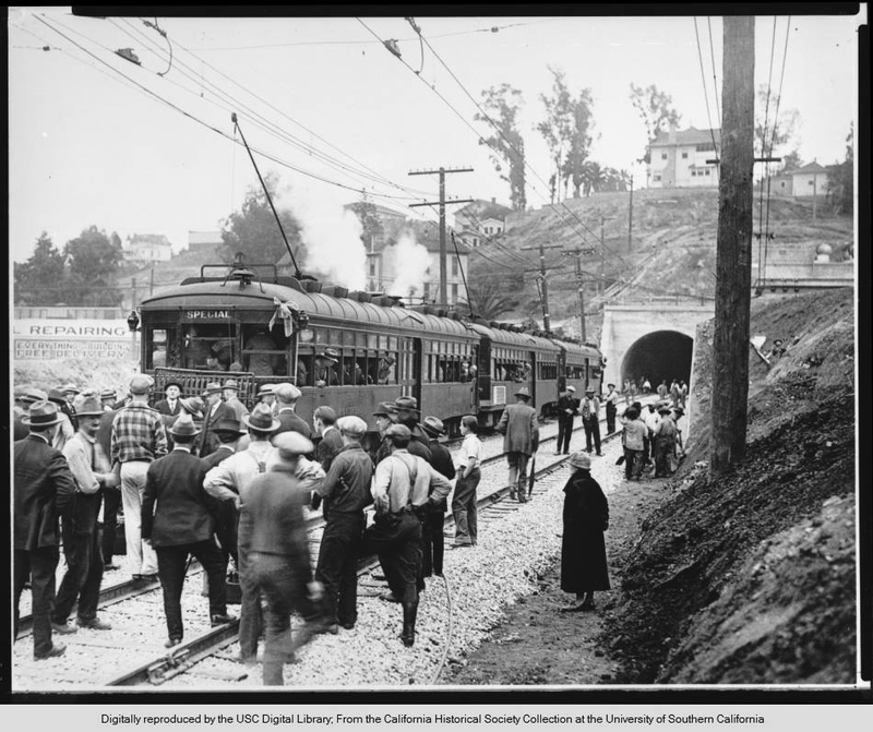 Illustration for article titled 90 Years Ago, the Los Angeles Subway Was Born in This Lost Tunnel